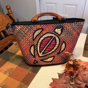 Beautiful straw bag with wood handles